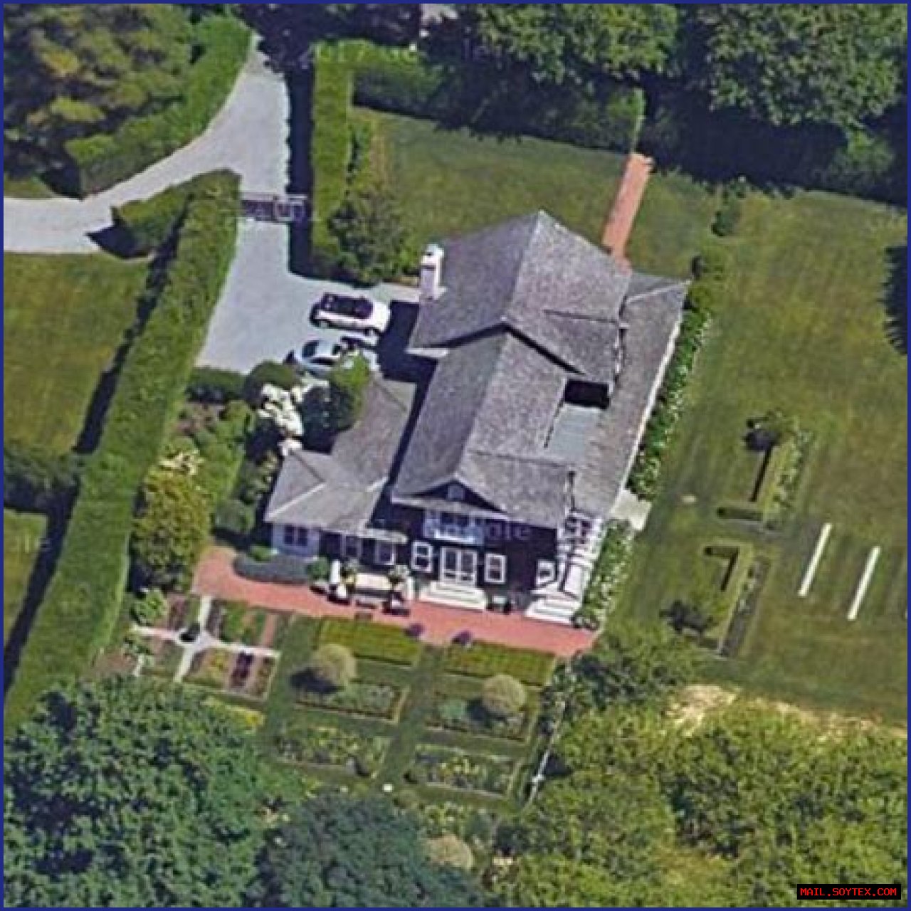 Exploring Ina Garten's Iconic House In The Hamptons