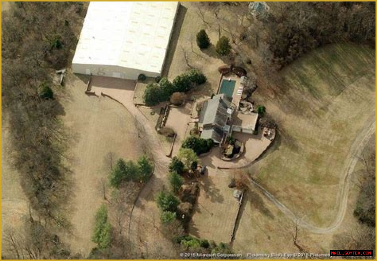 Inside Garth Brooks' Dream Home: A Glimpse Into The Country Star's Life