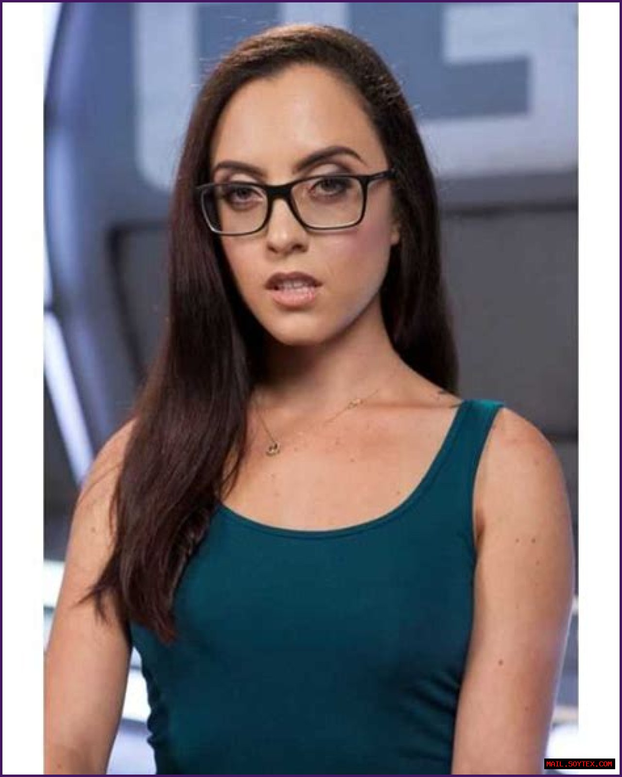 Roxanne Actress: A Comprehensive Look At Her Life And Career